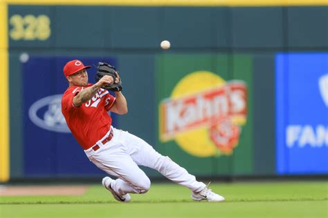 TJ Friedl’s 3-run homer lifts Reds past White Sox 5-3